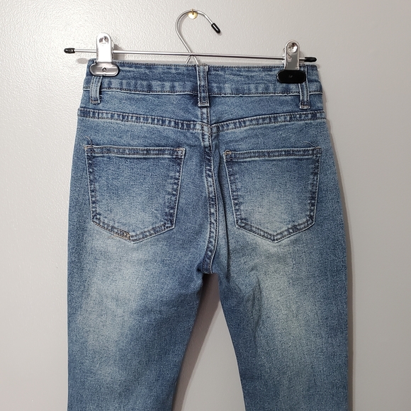 BAMBOO Cross Embroidered Blue Flare Jeans Size 00 - Picture 6 of 9